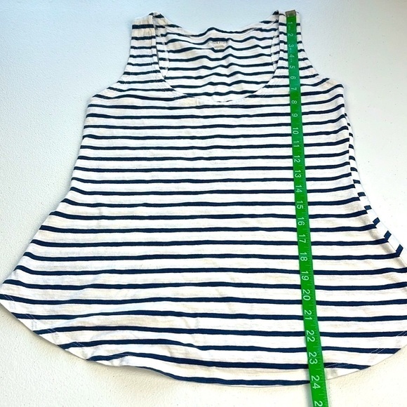 Eileen Fisher Scoop Neck Stripe Tank Sleeveless Tee Shirt Blue/White Nautical L - Picture 8 of 9